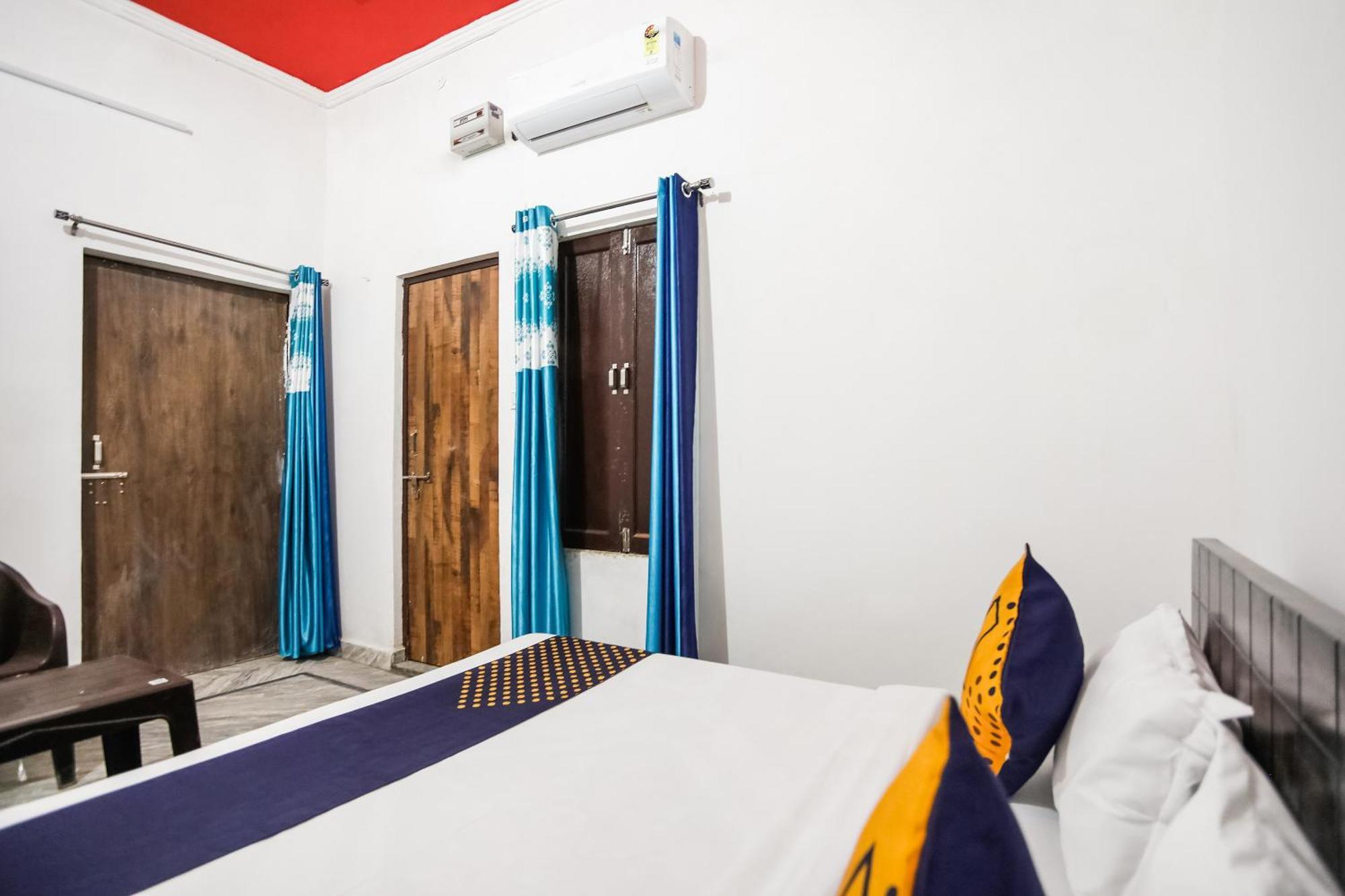 Hotel O Dollar Faridabad Buitenkant foto